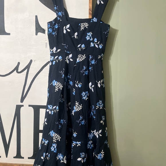 ANTONIO MELANI Blue and White Floral Dress - Picture 10 of 12